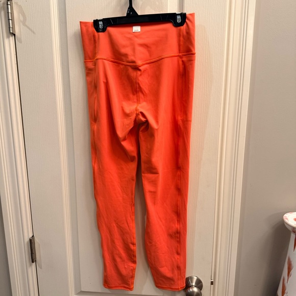 Vuori Pants - Vuori Vibrant Coral Leggings